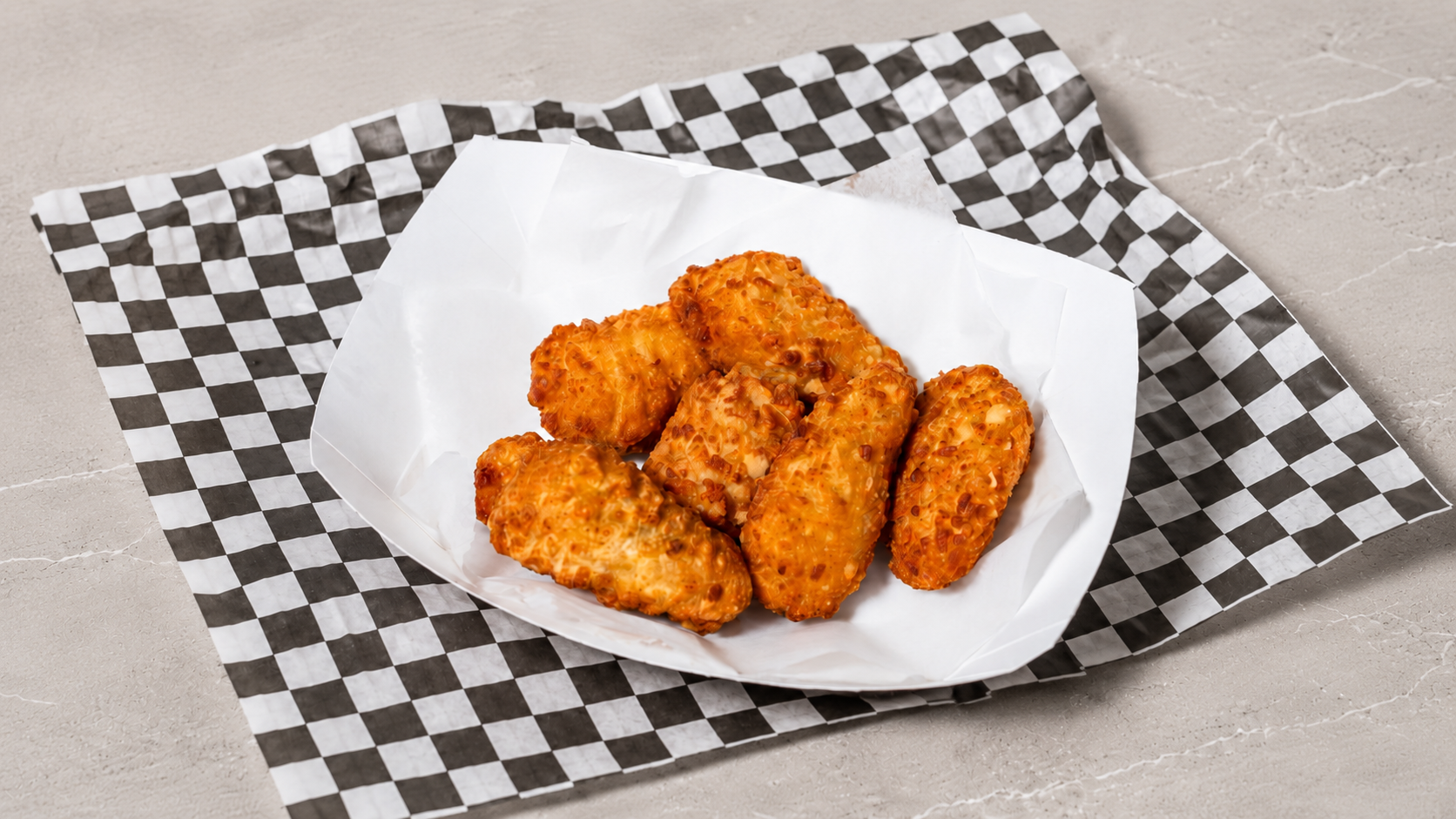 6 PC Jalapeño Poppers.