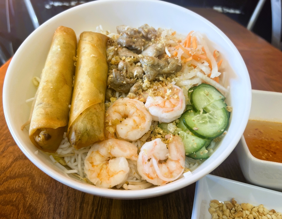 FS1. Vermicelli Rice Noodle Combo Bowl.