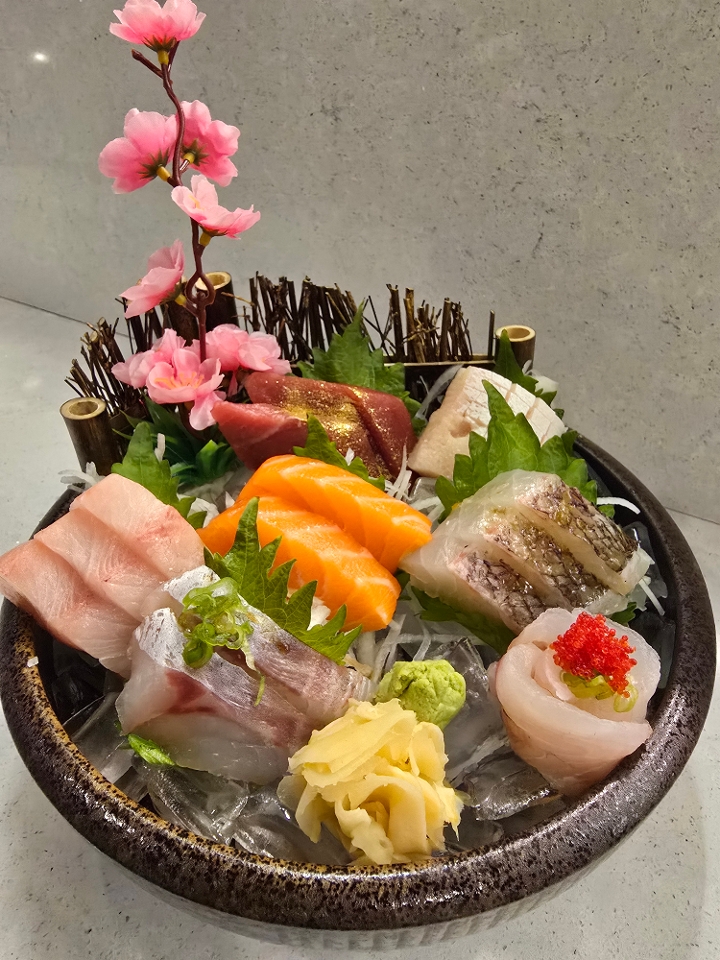Sashimi Plate.