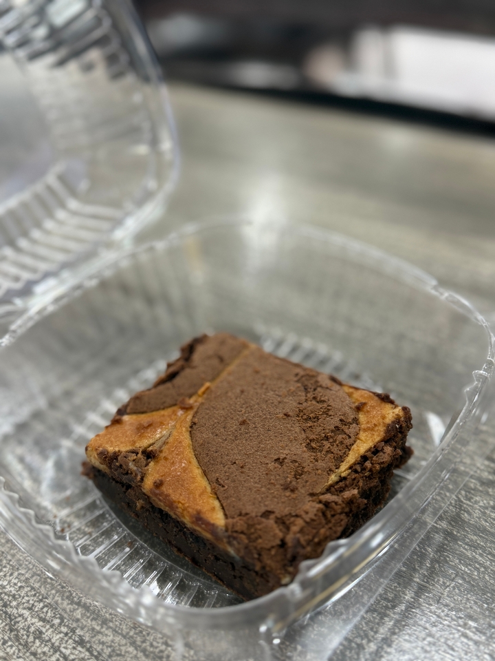 Brownie Cheesecake (Large).
