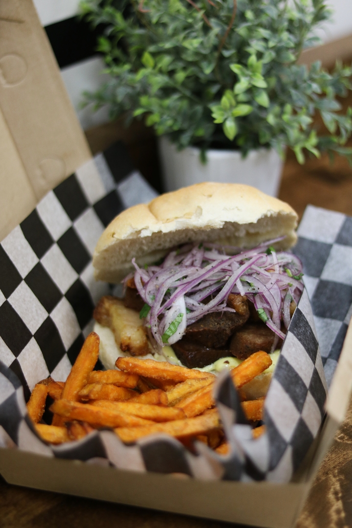 Pan con Chicharrón (Fried Pork Sandwich) + 2 Sauces.