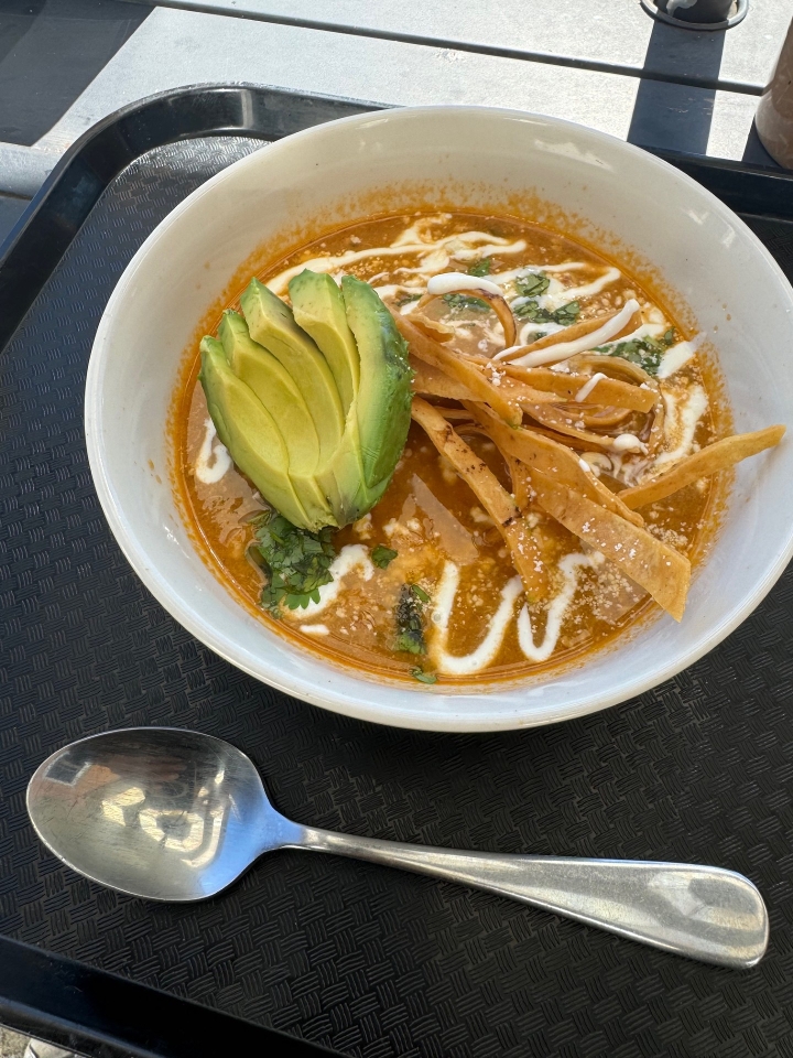Chicken Tortilla Soup- Quart.