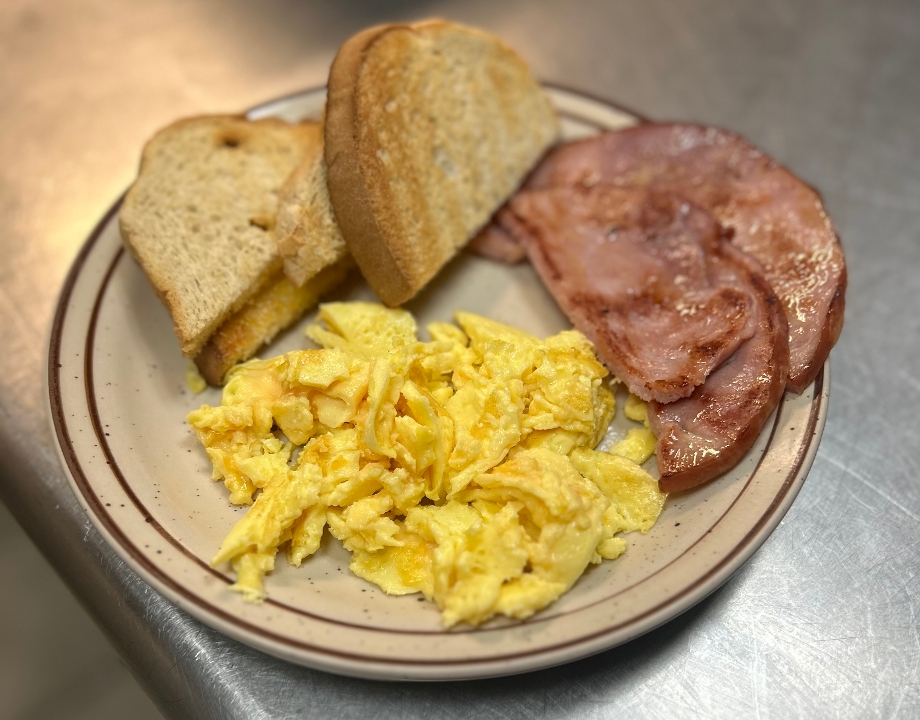 #2) 2 Eggs, Meat, Toast.