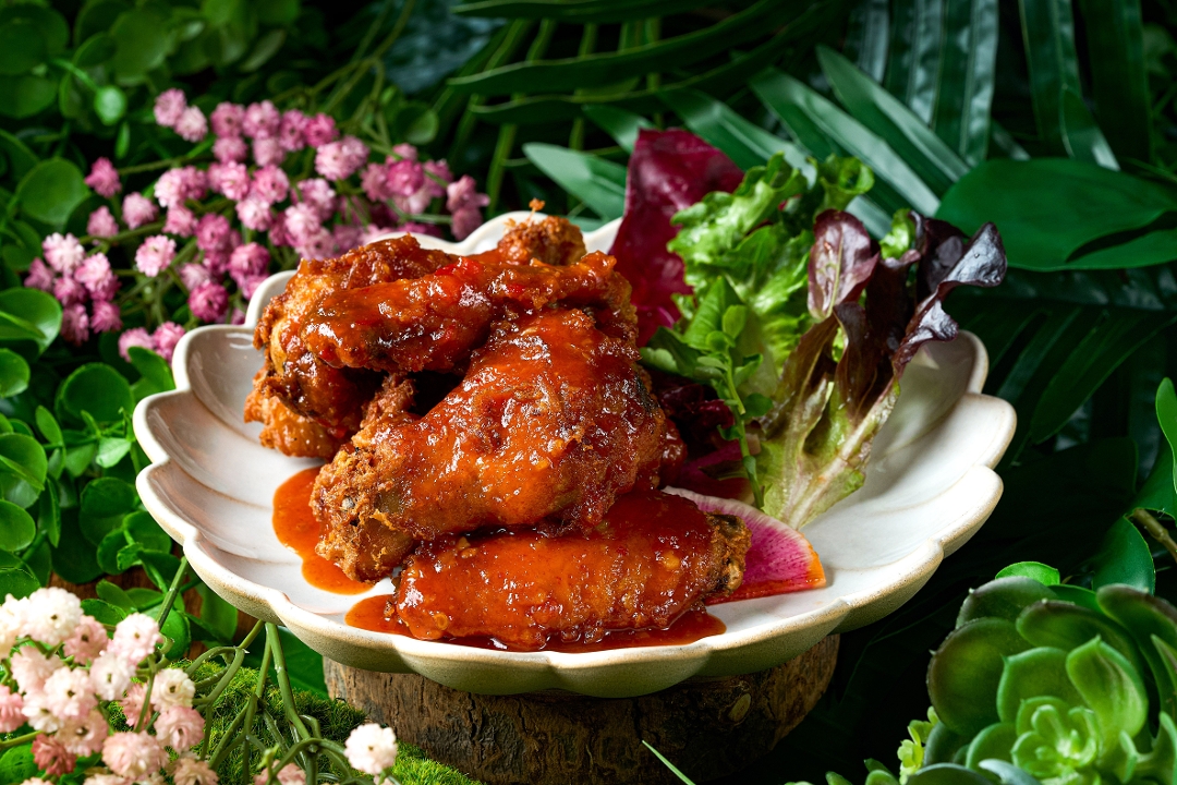 Sriracha Wings.