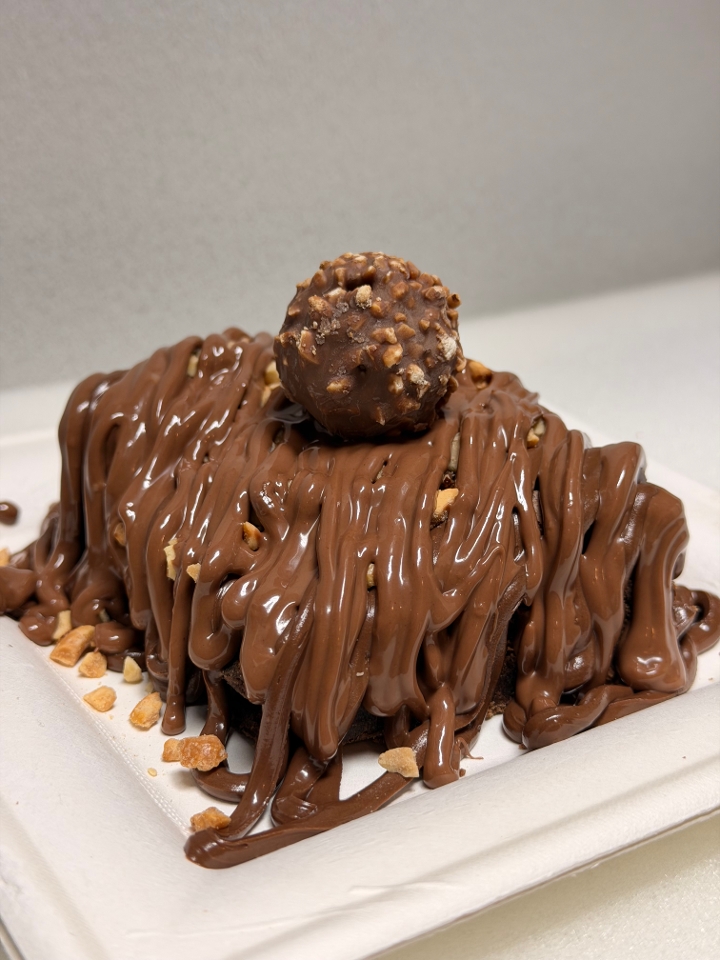 Ferrero Rocher Brownie.