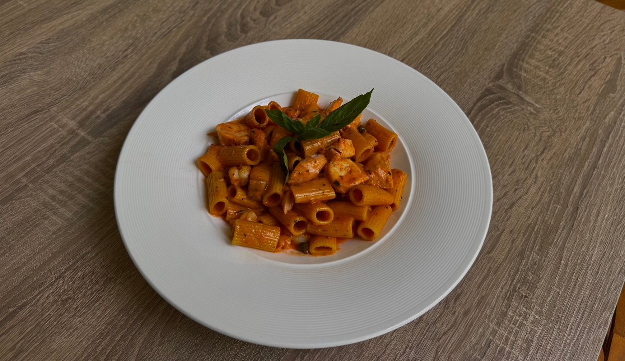 RIGATONI Seafood.