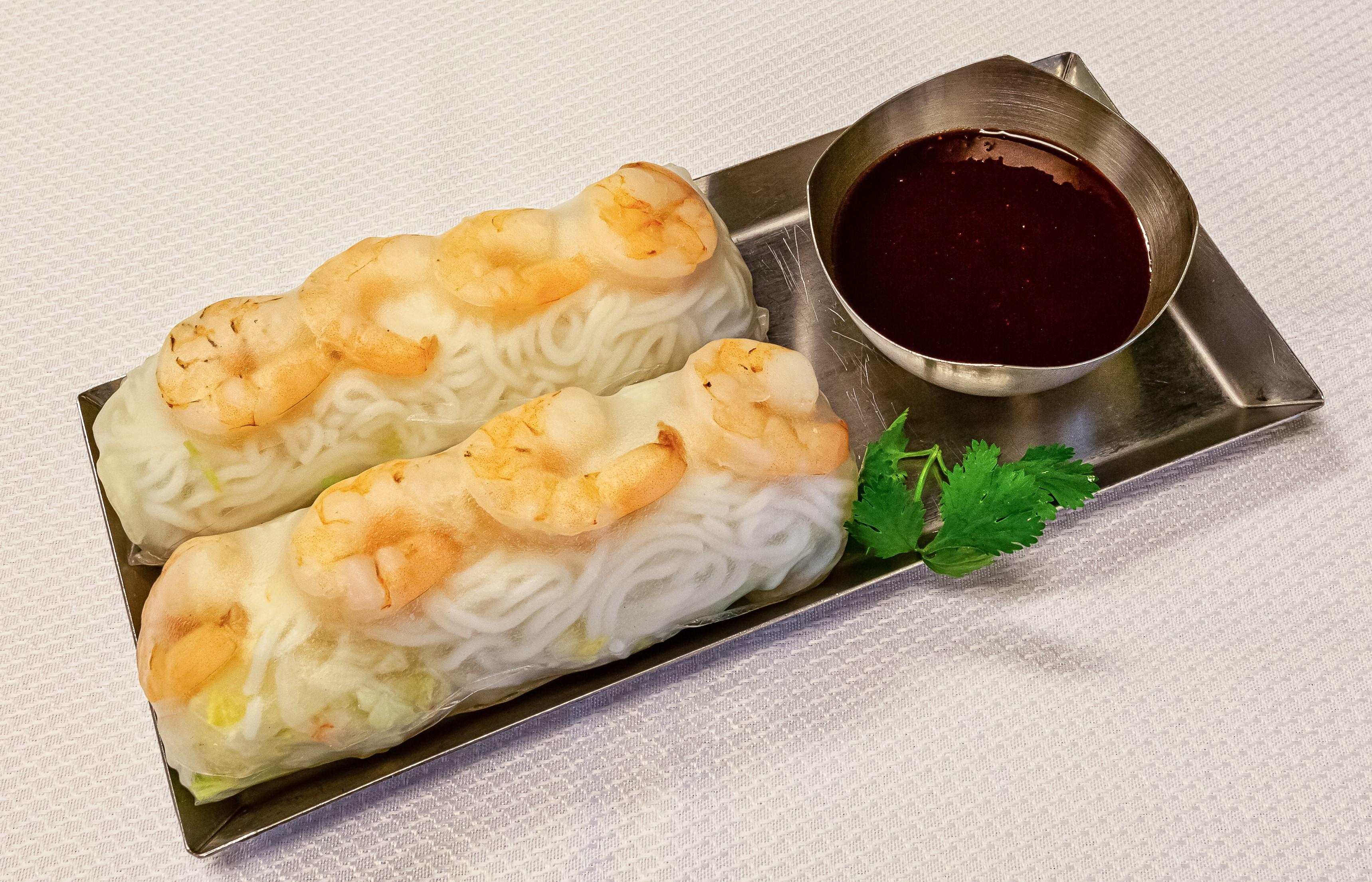 FRESH SPRING ROLLS (2).