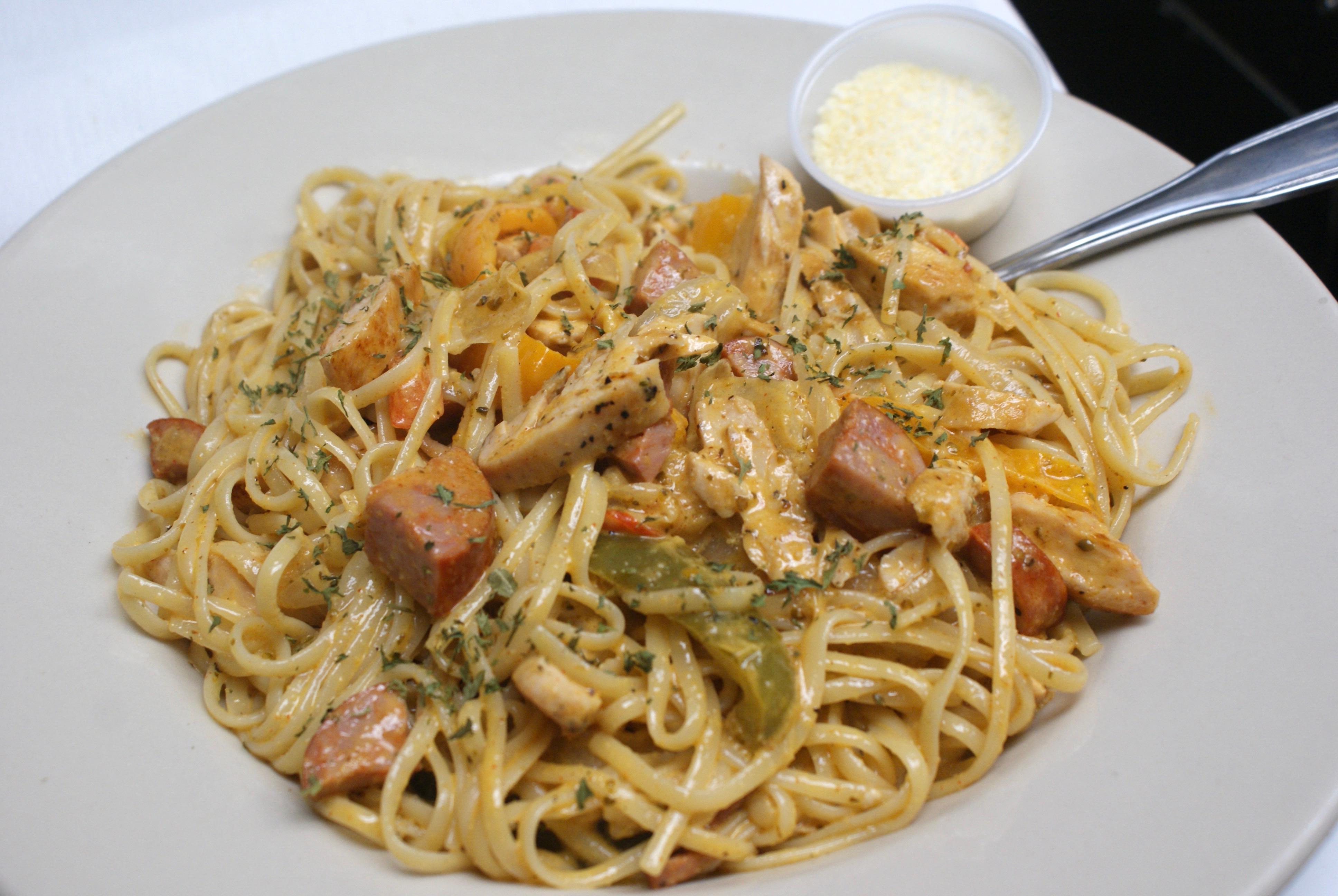 Chic Hasta Pasta.