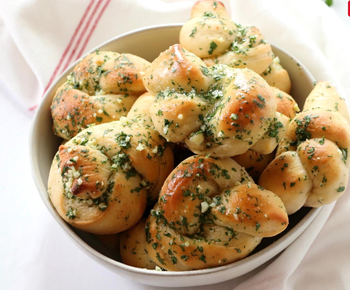 GARLIC KNOTS FRANK SINATRA.