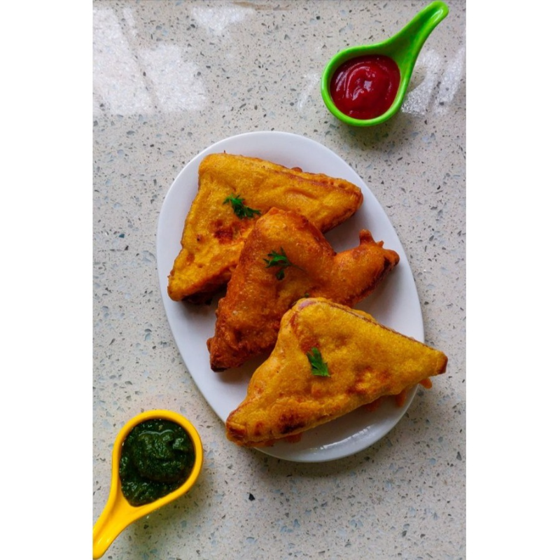 Bread Pakora.