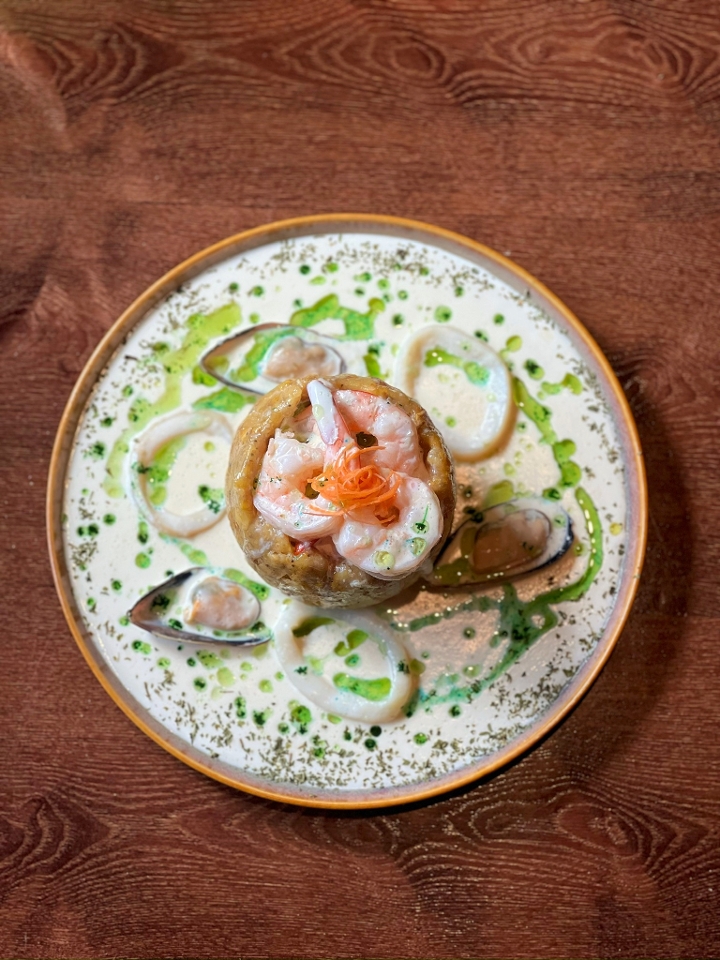 Tacacho Seafood.