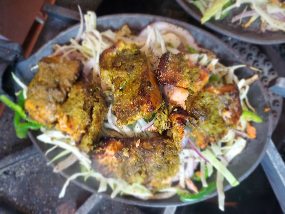 Tandoori Salmon Tikka (2Pcs).
