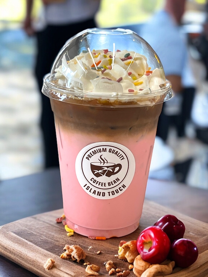 Cherry Ginger Latte (16 oz) - Iced.