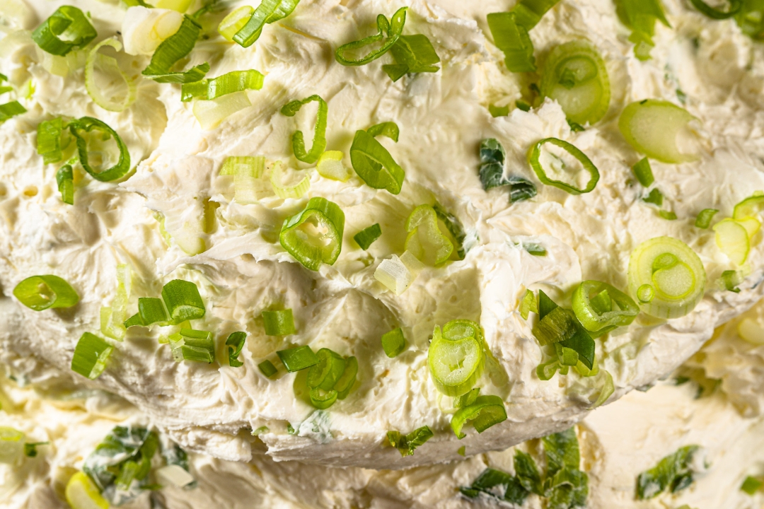 ½ lb Tofu Cream Cheese – Scallion.