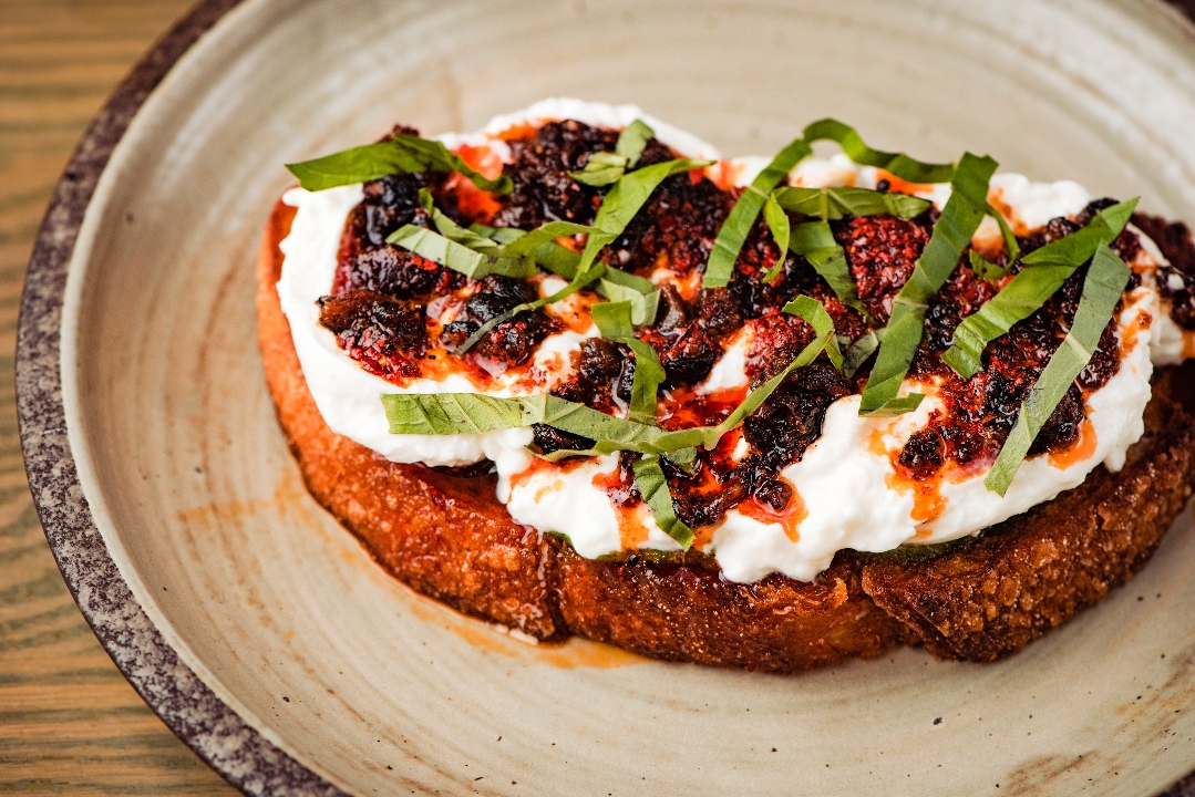 Burrata Tartine.