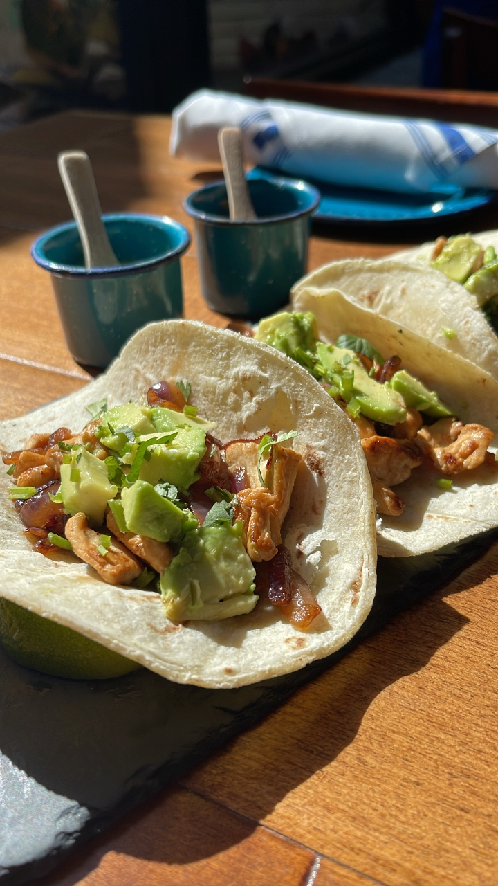 Tacos de Pollo Asado | Trio (3).