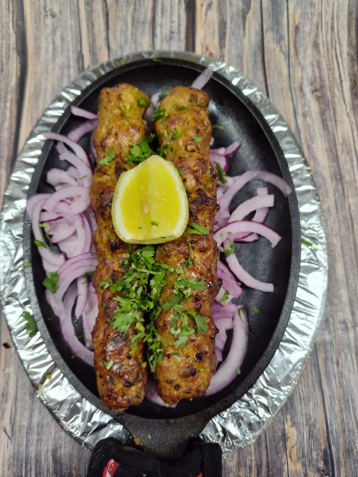 CHICKEN SEEKH KABAB.