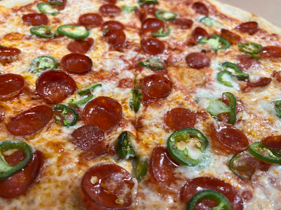 16” Spicy Old Fashioned Pizza.