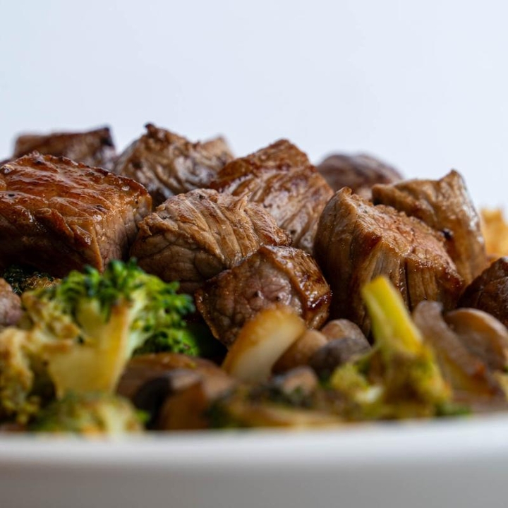 EXPRESS HIBACHI STEAK.