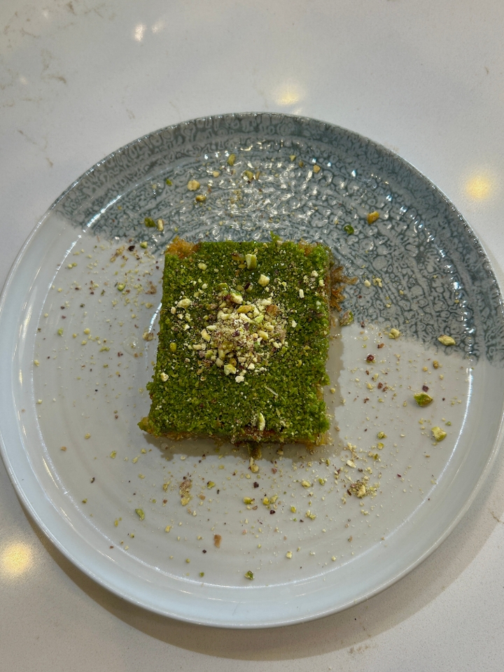 Pistachio Kadaif Piece.