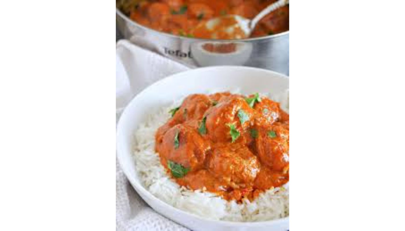 Beef Meatball Tikka masala (Halal).