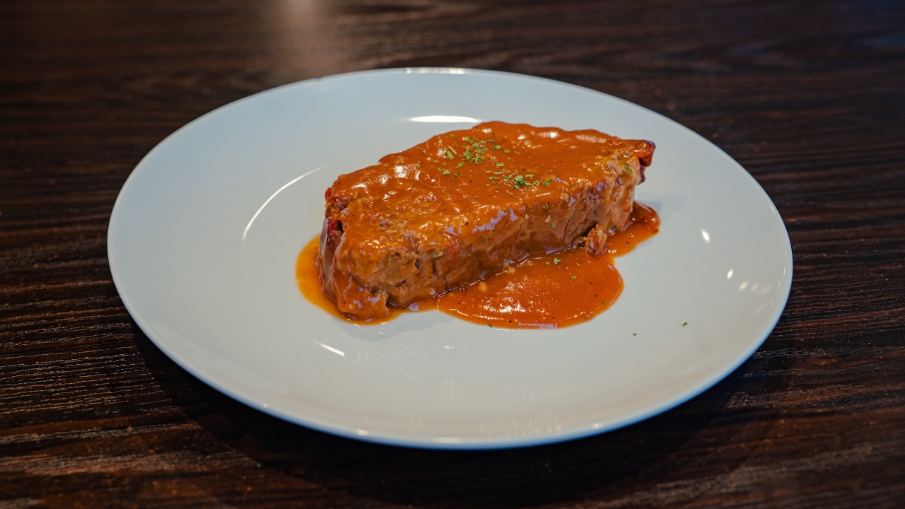 (1) MEATLOAF.