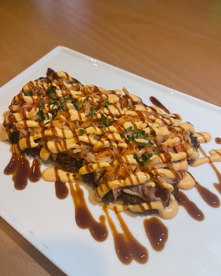 Spicy Tuna Pizza.