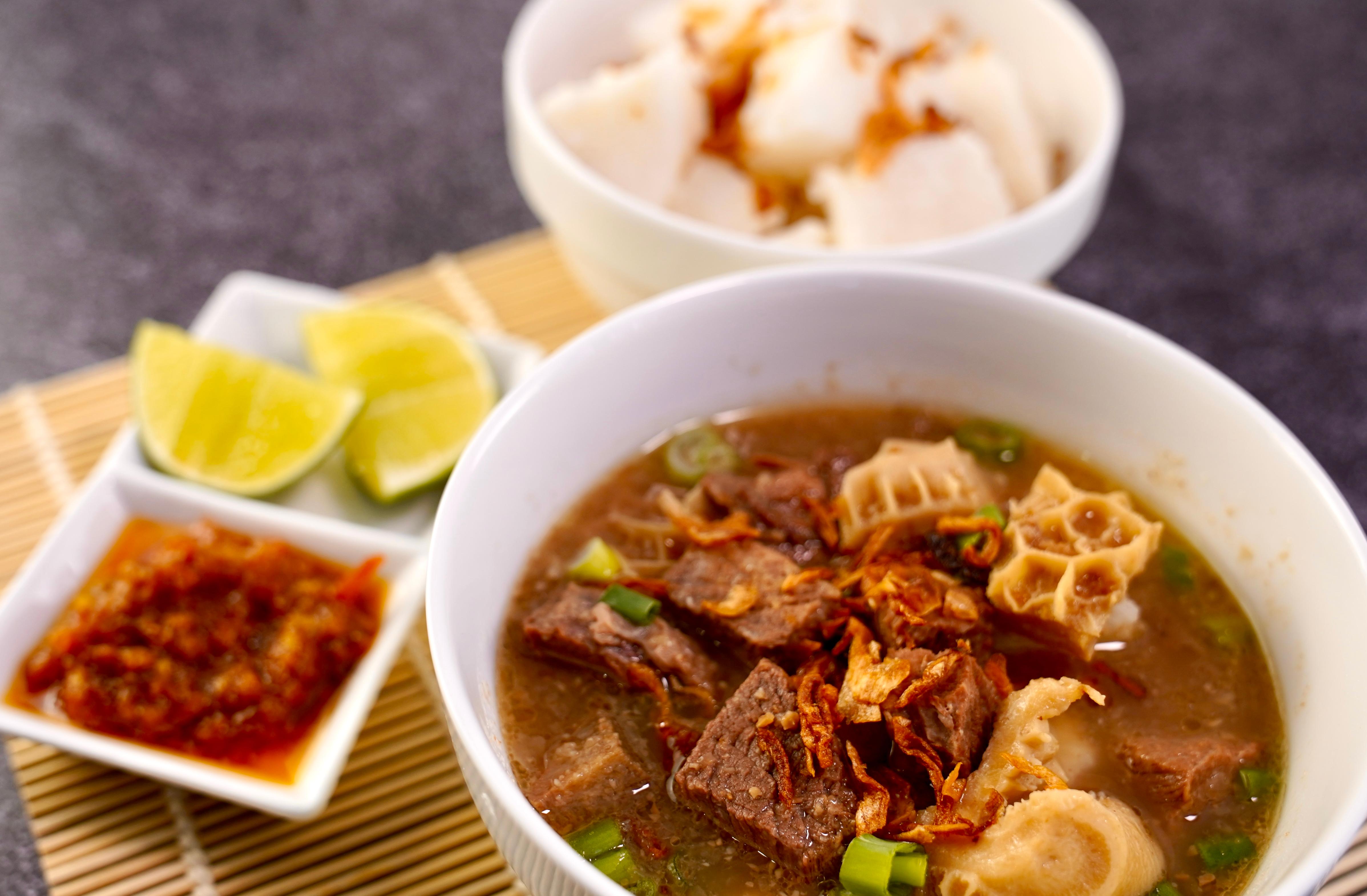 Coto Makassar.