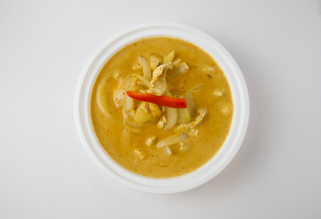 Thai Massaman Curry (*spicy).