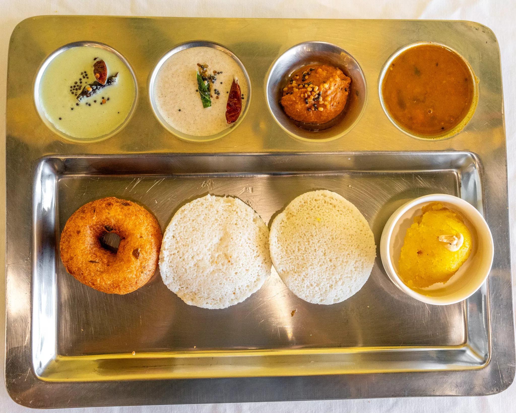 Idli Vada Combo.