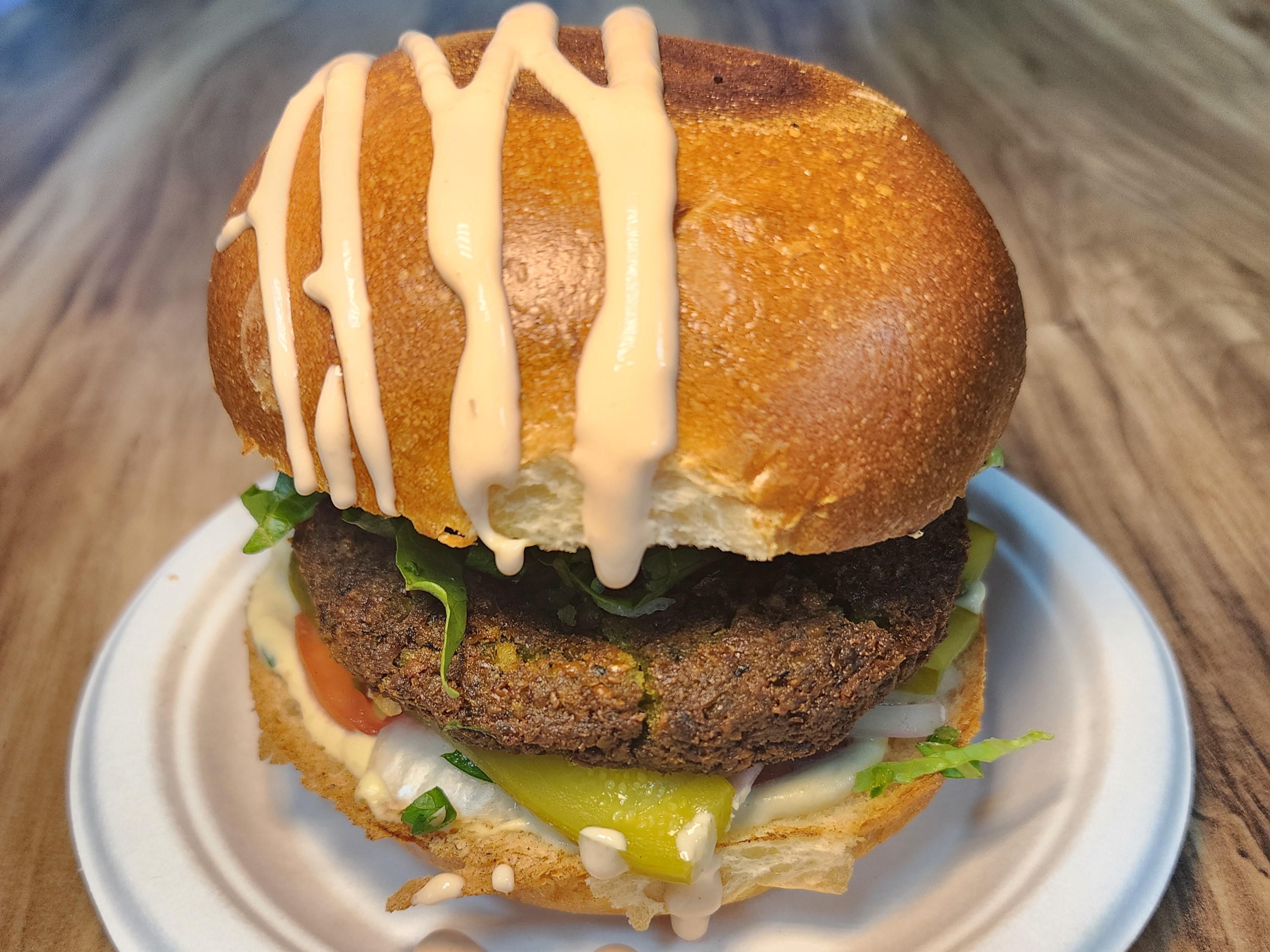 F4. Veggie Burger.
