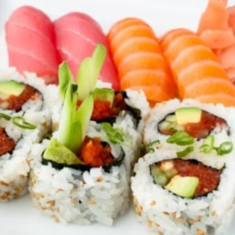 Sushi (4 Pieces) & Roll (6 Pieces) Combo.