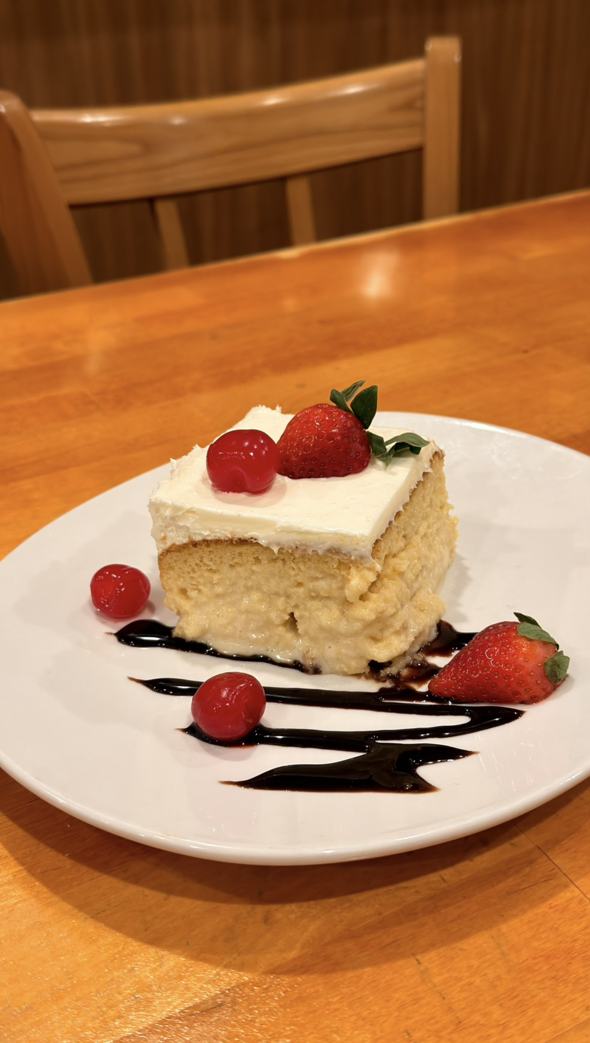 TRES LECHES.