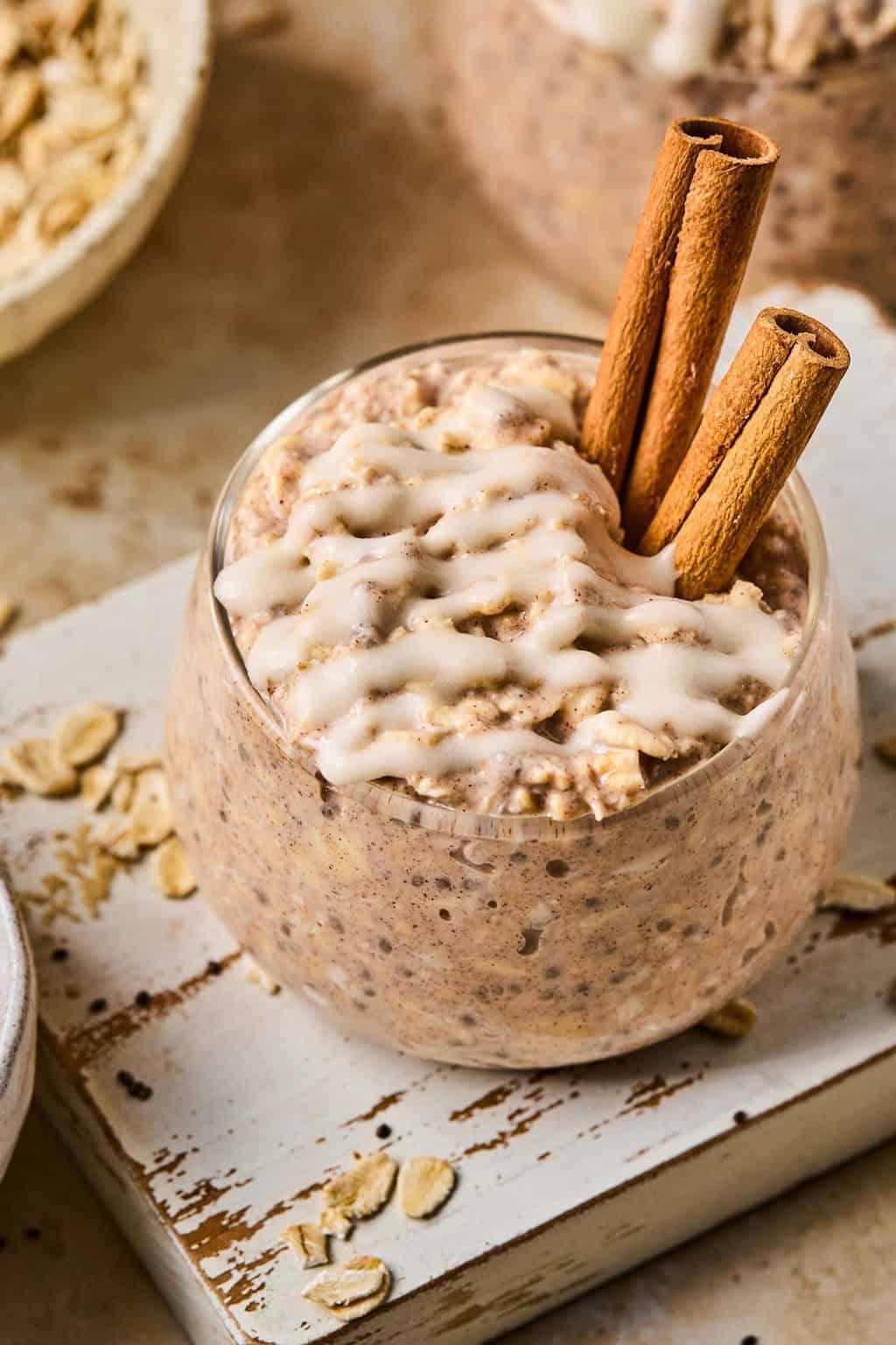 Cinnamon Roll Overnight Oats GF.