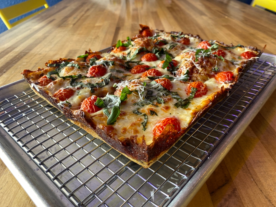 LARGE MARGHERITA.