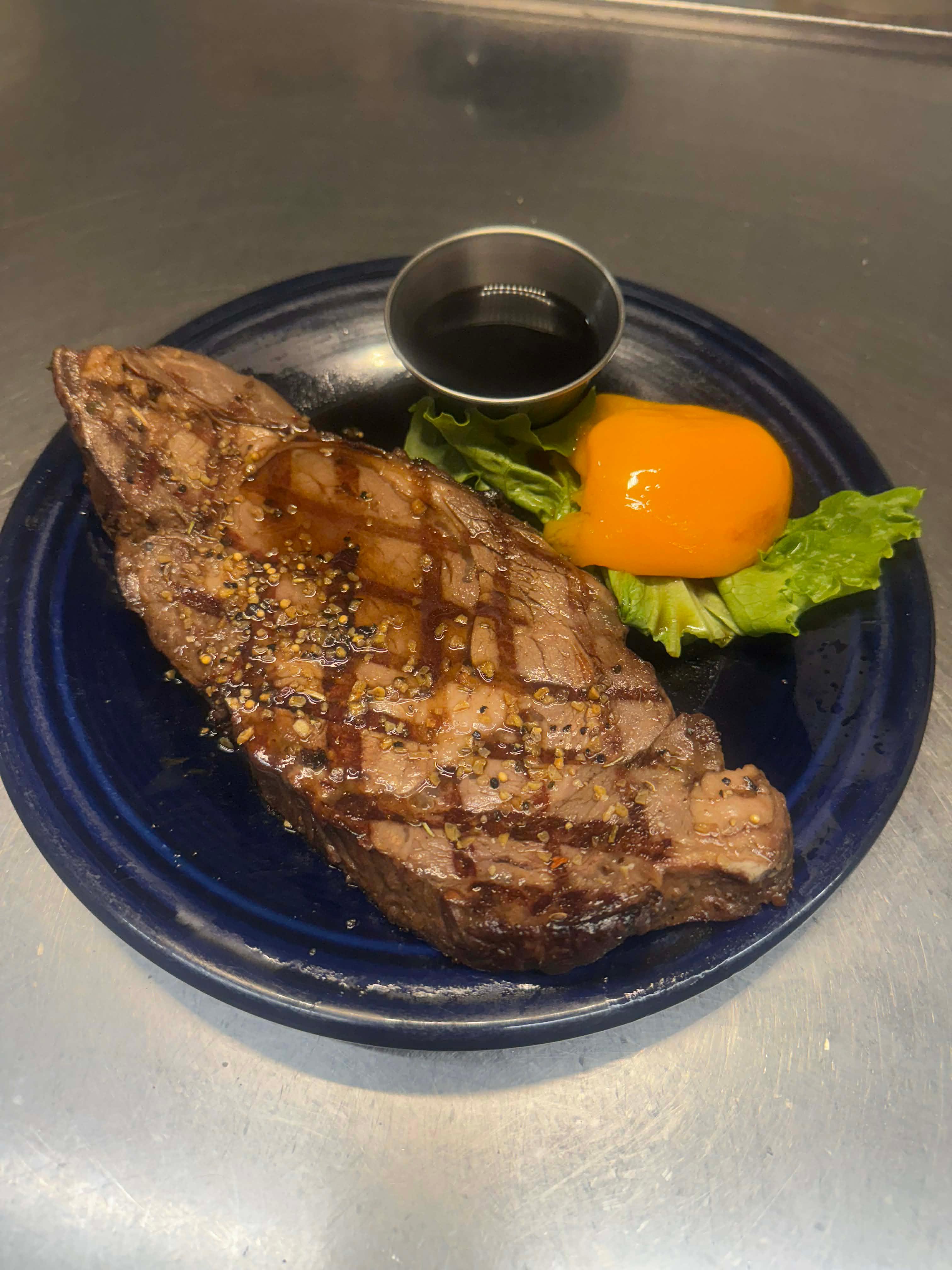 12 oz Prime Rib.