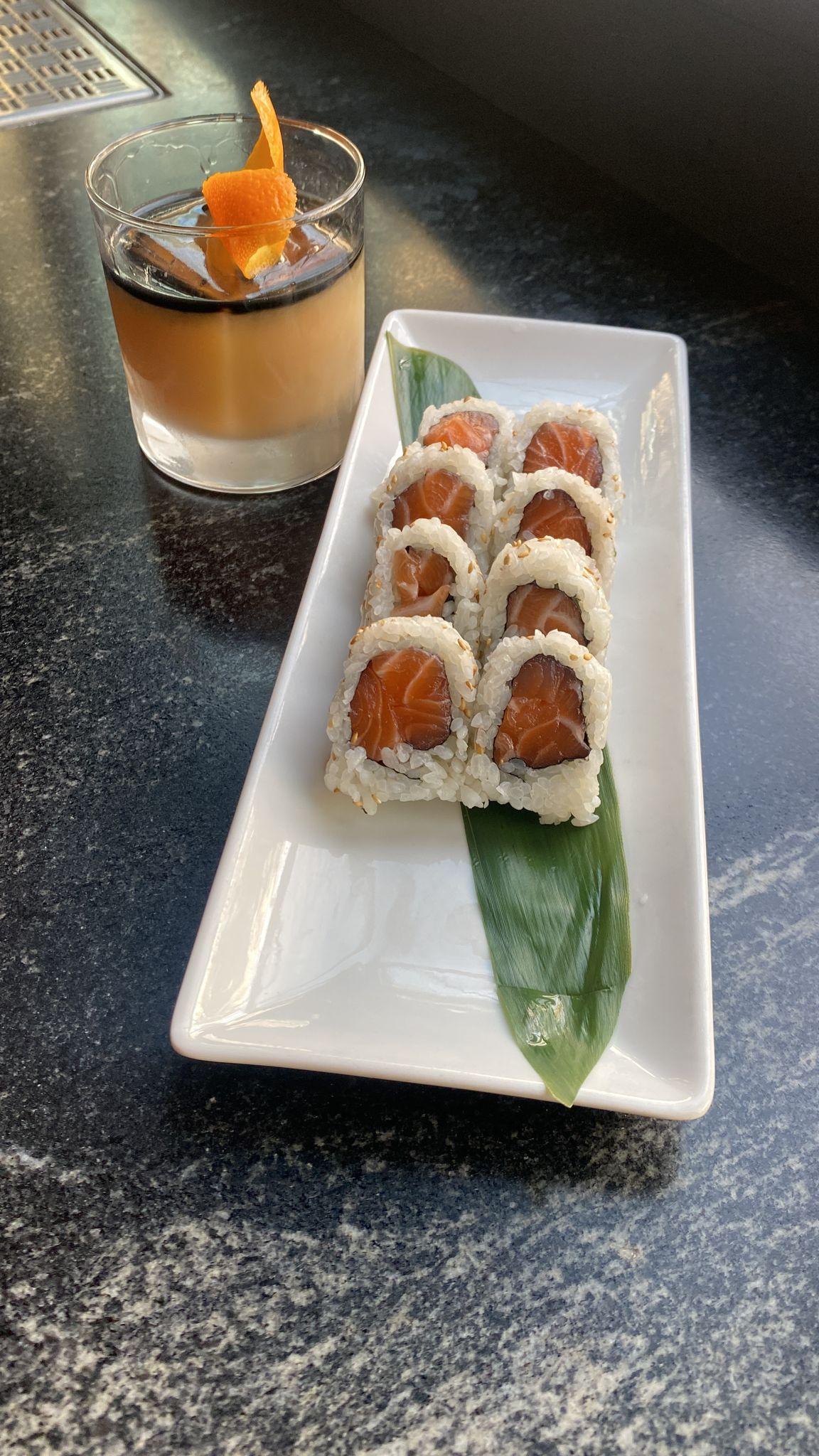 Salmon Roll.