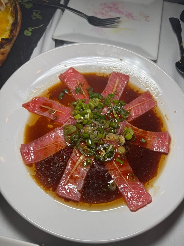 Tiradito De Tuna.