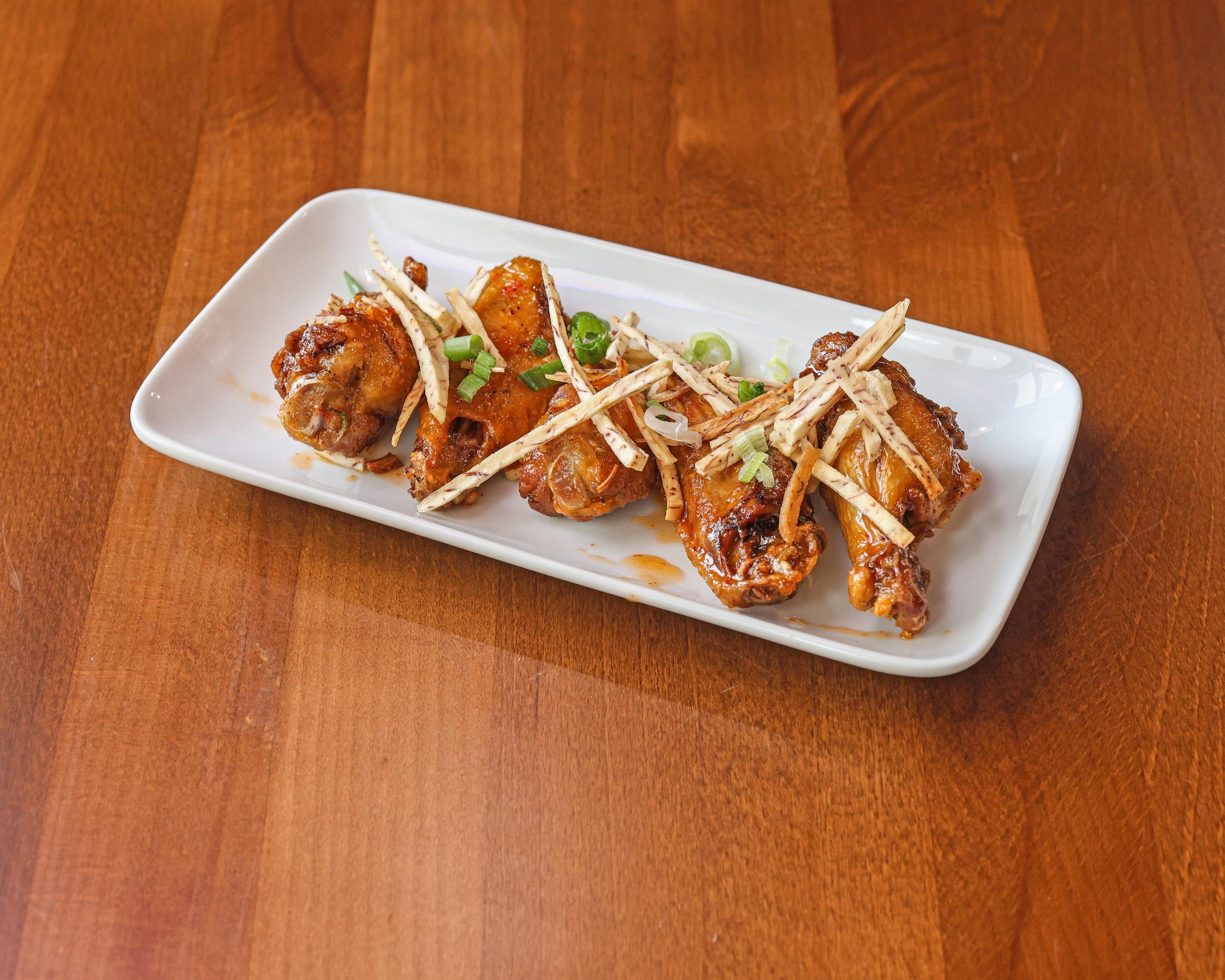 A9 Siam Wings (5 Pieces).