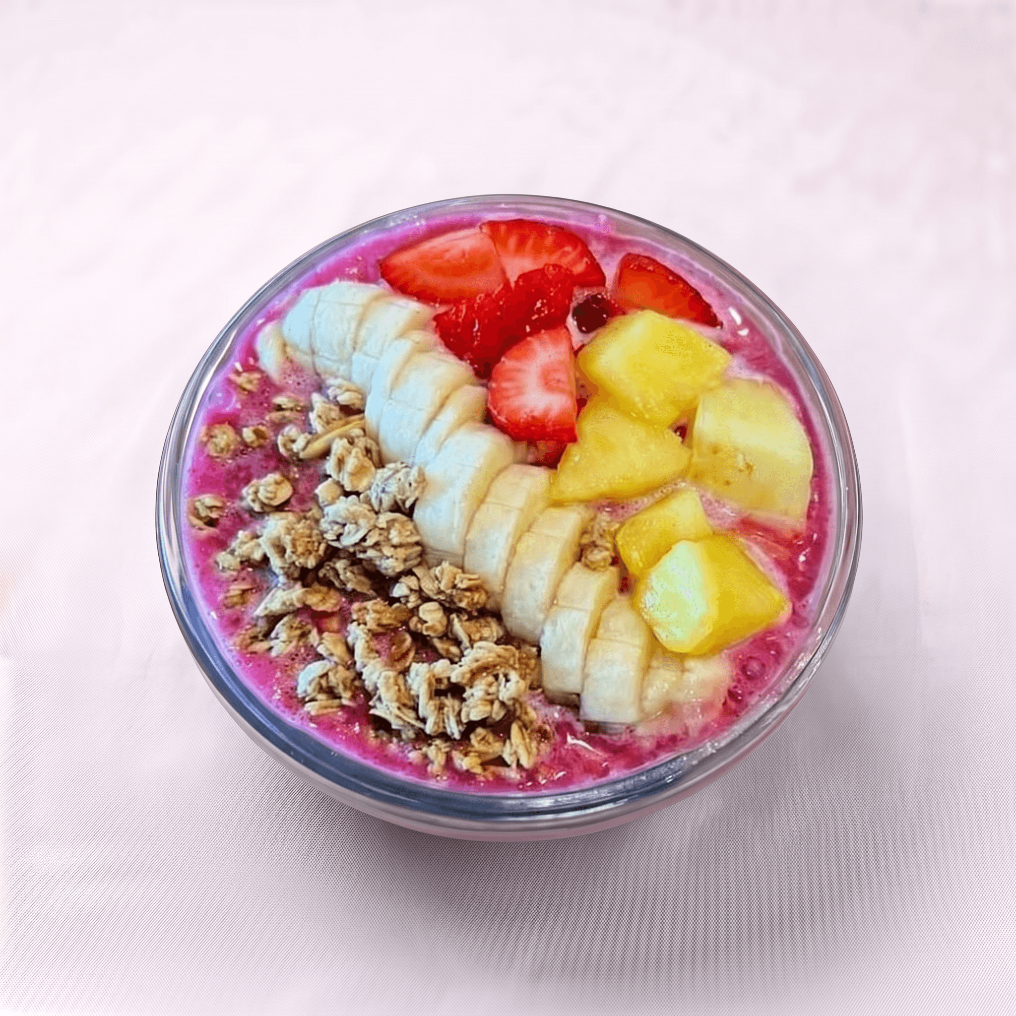 TROPICAL PITAYA BOWL.