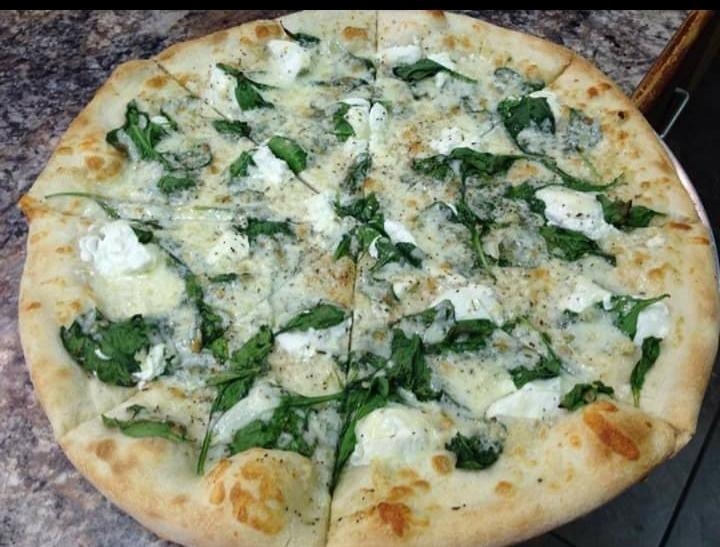 14" RICOTTA/SPINACH WHITE PIZZA.