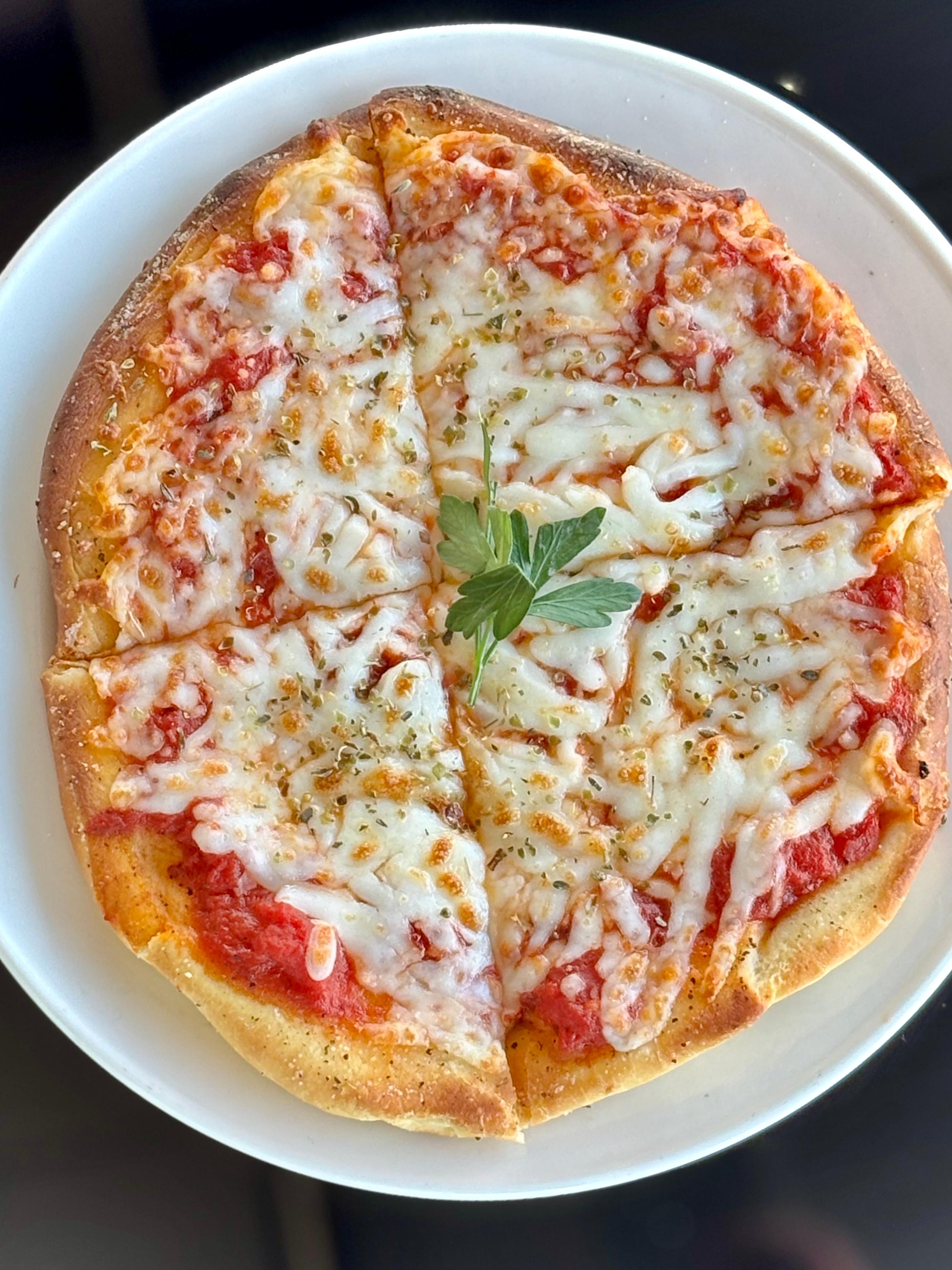 Cheese Pita Pizza & Drink.