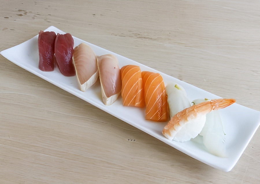 Sushi Plate (9 Pieces).