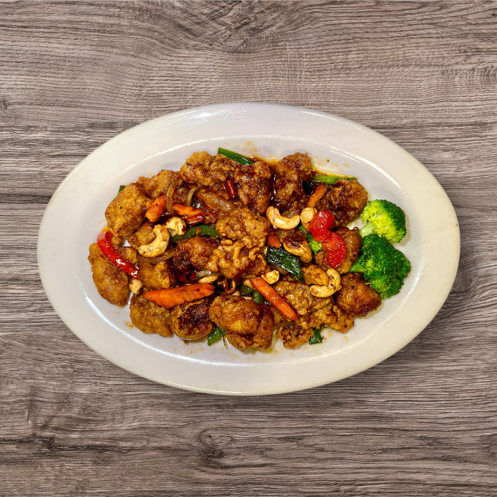 CASHEW FRIED CHICKEN.