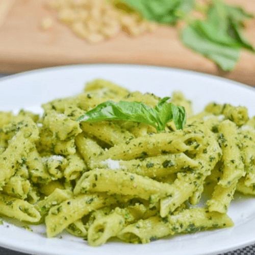 PASTA WITH PESTO SAUCE ENTRÉE.