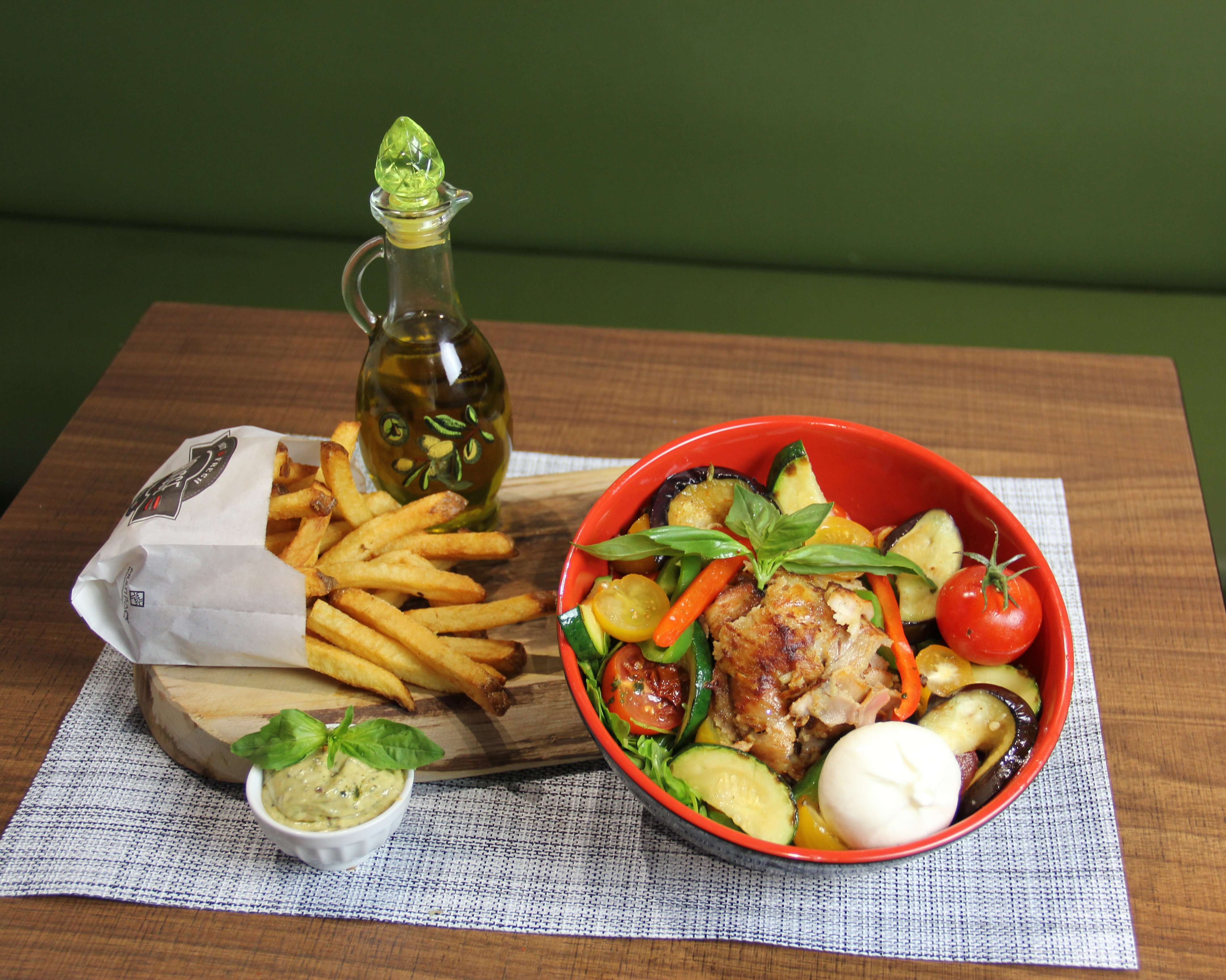 Italien Bowl  🐔🐐🐝🥗 15,99