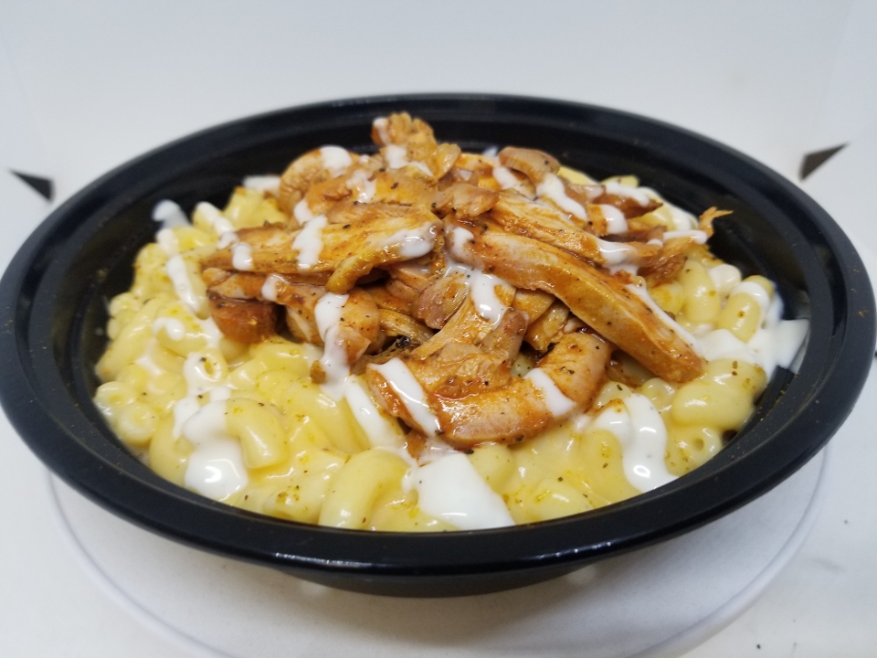 BUFFALO CHICKEN MAC.