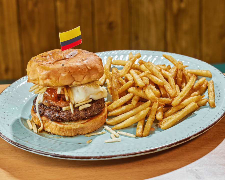 Hamburguesa Las Caleñitas.