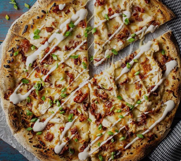SM CHICKEN BACON RANCH PIZZA.