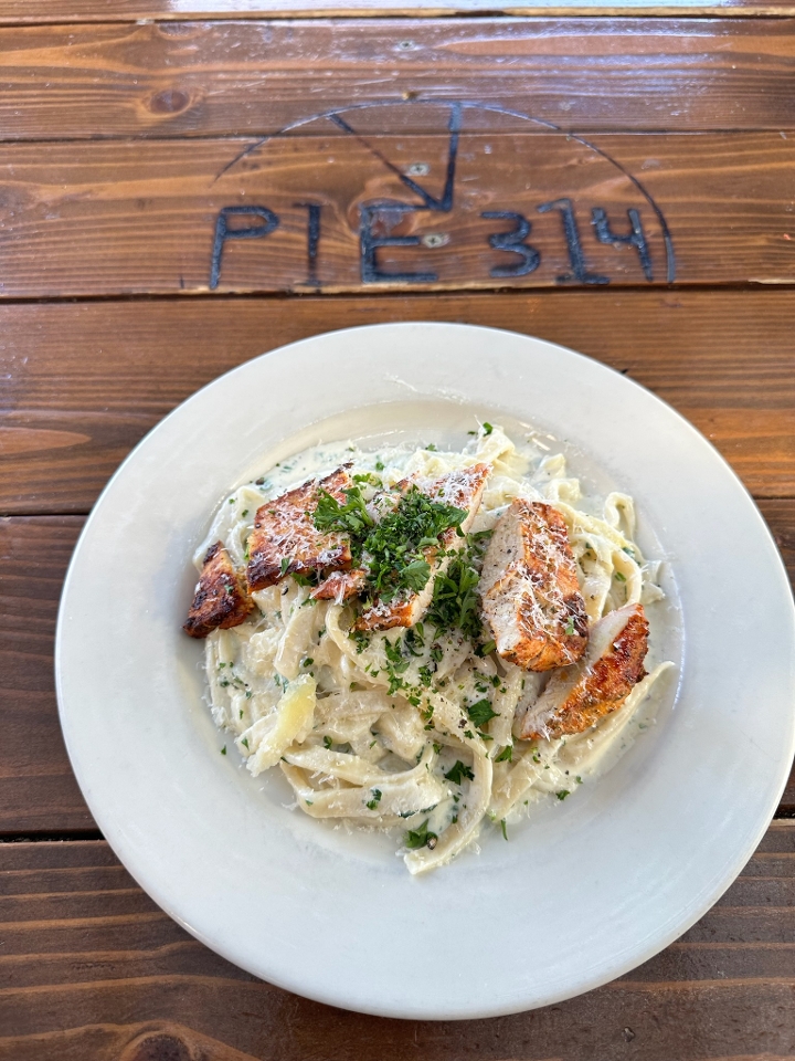 Chicken Alfredo.